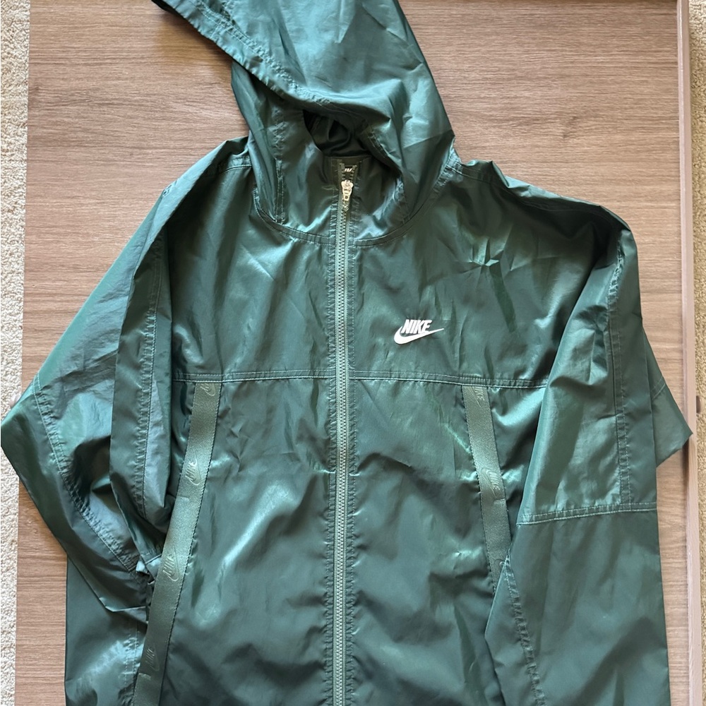 Men’s Nike Green Windbreaker Jacket
